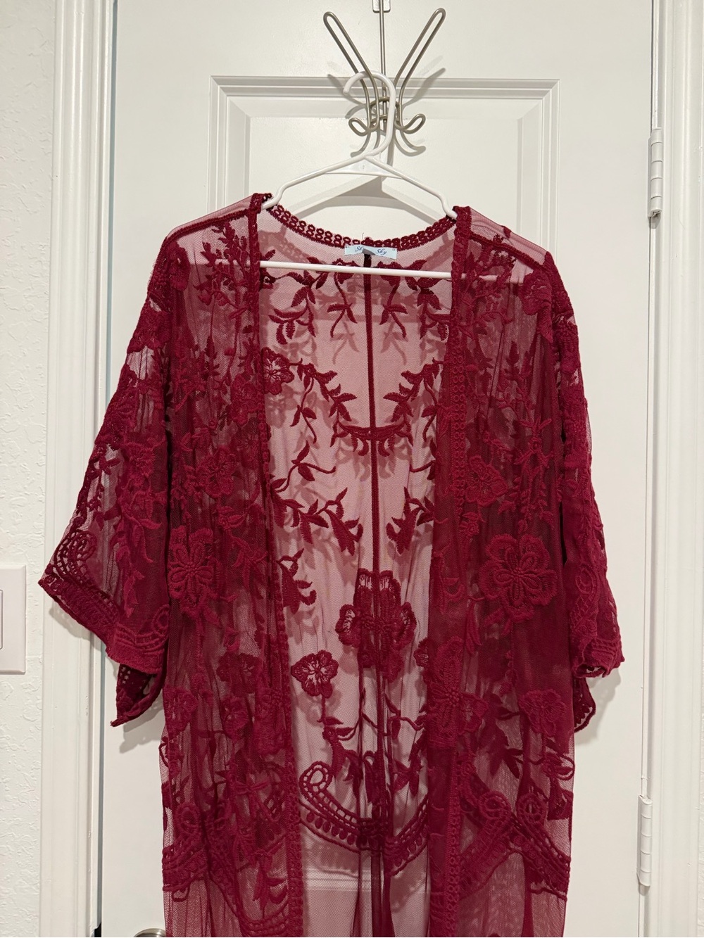 She & Sky Burgundy Embroidered Lace Duster – Size Small